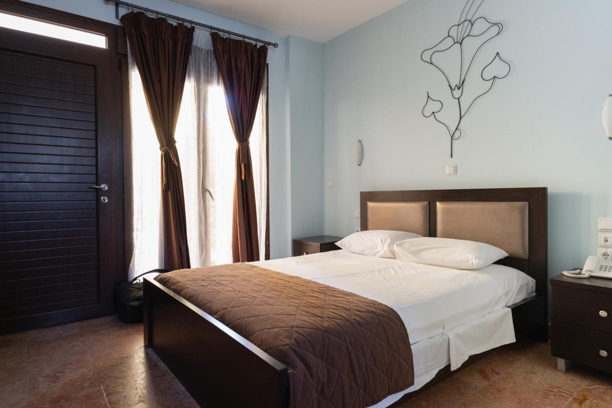 Hotel Makednos Никити Экстерьер фото