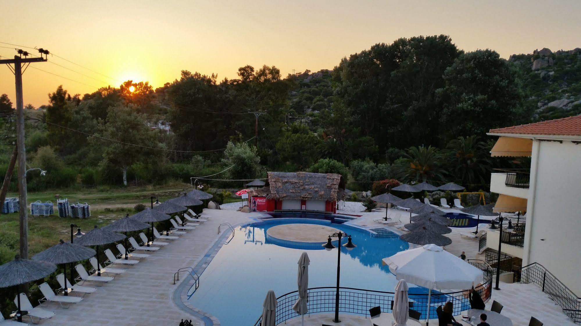 Hotel Makednos Никити Экстерьер фото